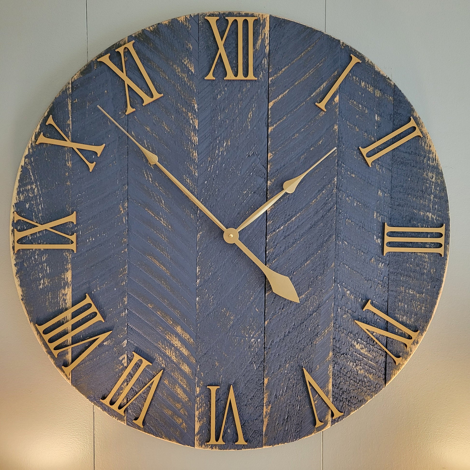 18" Farmhouse Clock in Blue with Gold Numbers
